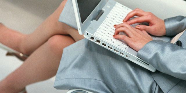 インターネット通信やるなら、デスクトップがオススメ